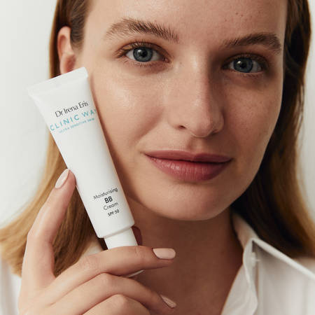 CLINIC WAY Nawilżający Krem BB SPF 50 30ml